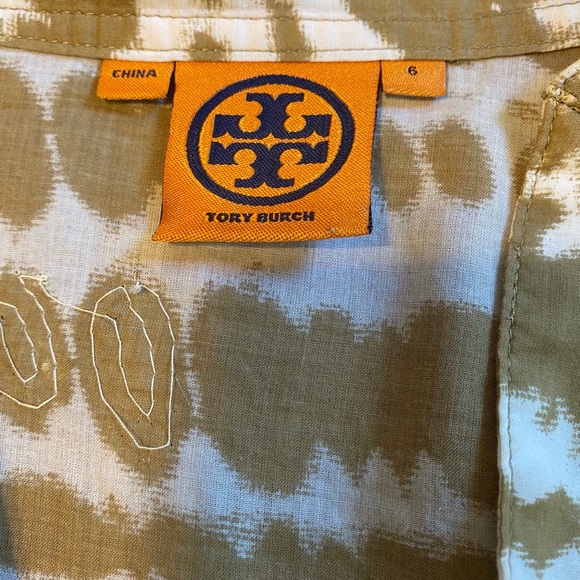 COPY - Tory Burch Turnic top - Picture 5 of 13